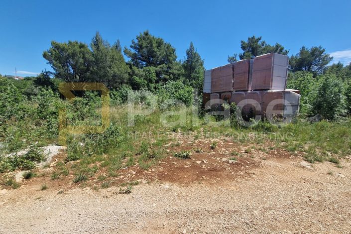 Image No.2-Terrain à vendre à Šibenik-Knin