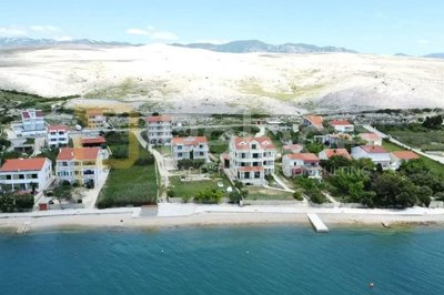 novalja-stan-u-mirnom-dijelu-s-pogledom-na-more-67-m2_3