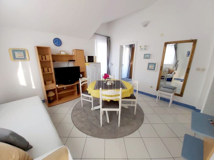 Image No.16-8 Bed House for sale