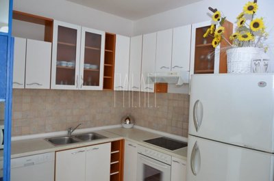 snizeno-prekrasna-kuca-20m-od-mora-slatine_5