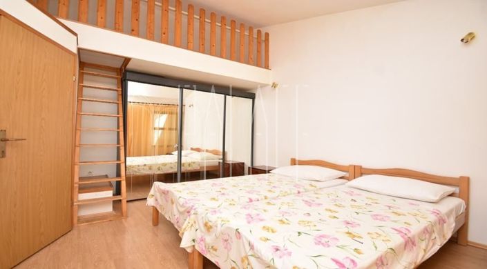 Image No.12-3 Bed Apartment for sale