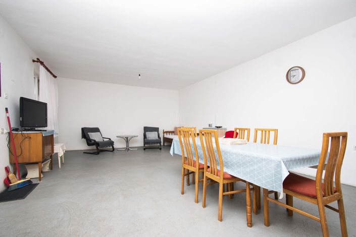 Image No.3-11 Bed House for sale