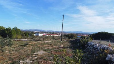gradjevinsko-zemljiste-vodice-649-m2_2