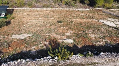 gradjevinsko-zemljiste-vodice-649-m2_4