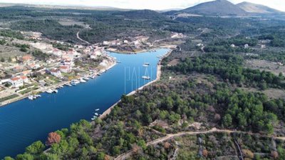 zemljiste-prikladno-za-sportsko-rekreacijski-turizam-vrulje_1