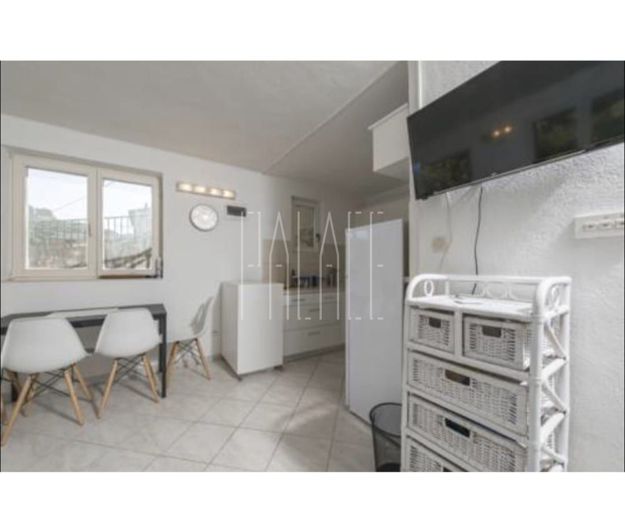 Image No.14-6 Bed House for sale