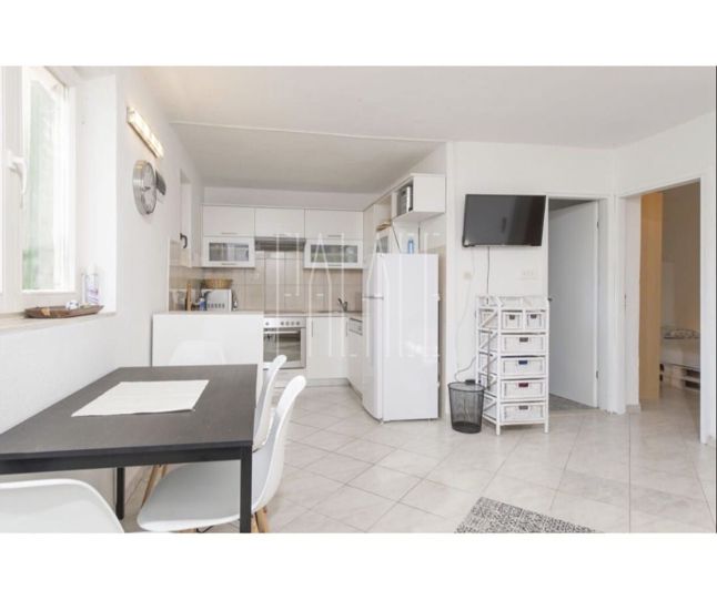 Image No.15-6 Bed House for sale