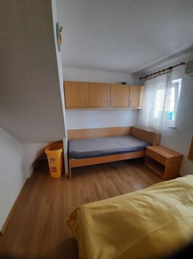 Image No.5-4 Bed Townhouse for sale