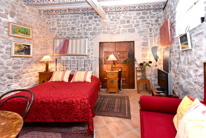 Image No.5-1 Bed Commercial for sale