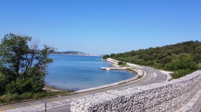 poljoprivredno-zemljiste-uz-plazu-pirovac-5038-m2_4