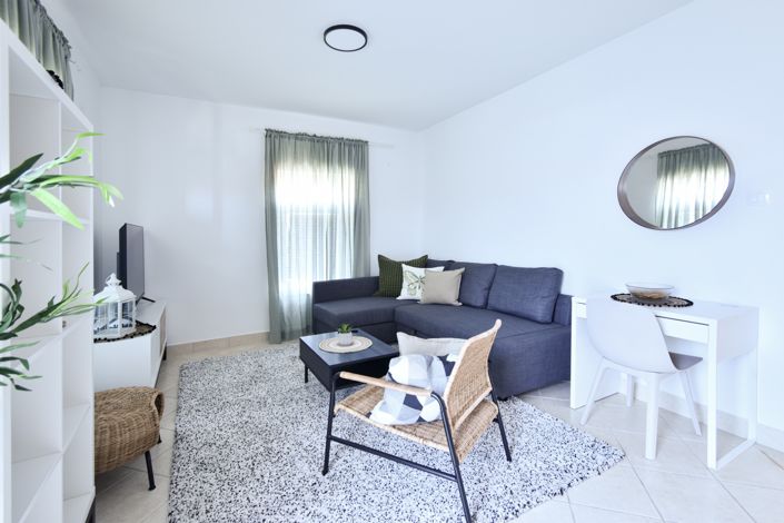 Image No.23-20 Bed Commercial for sale