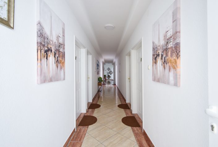 Image No.6-20 Bed Commercial for sale