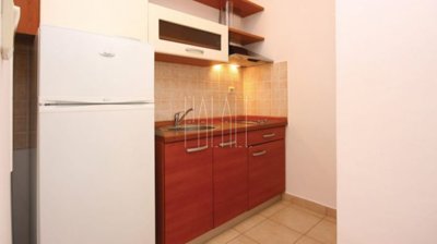 atraktivna-vila-prvi-red-uz-more-skradin-katnica-24000-m2_12