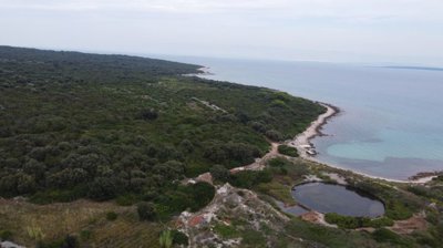 prodaja-poljoprivredno-zemljiste-prvi-red-uz-more-1130-m2_2