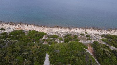 prodaja-poljoprivredno-zemljiste-prvi-red-uz-more-1130-m2_8