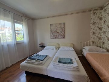 seget-vranjica-prekrasna-apartmanska-kuca_8