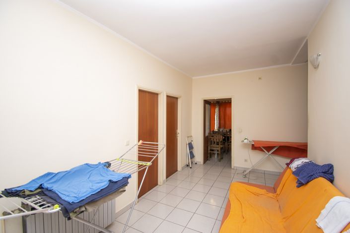 Image No.19-6 Bed House for sale