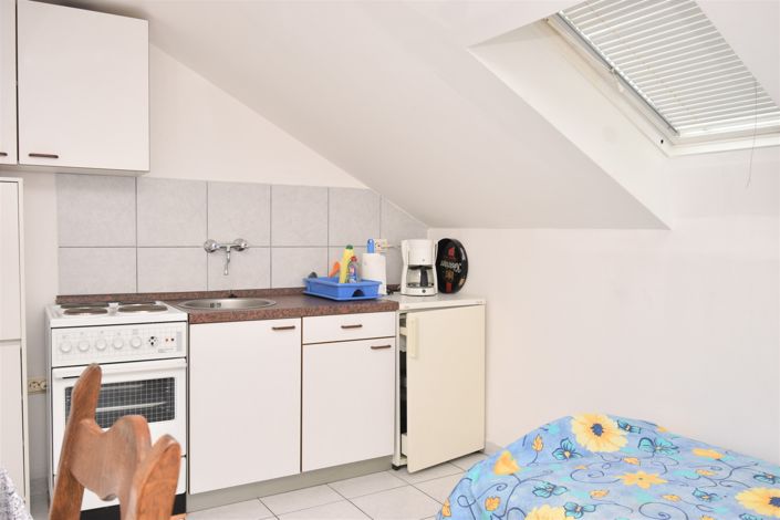 Image No.18-9 Bed House for sale
