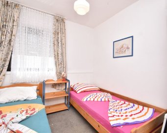 samostojeca-kuca-na-3-etaze-blizu-mora-raslina-316-m2_4