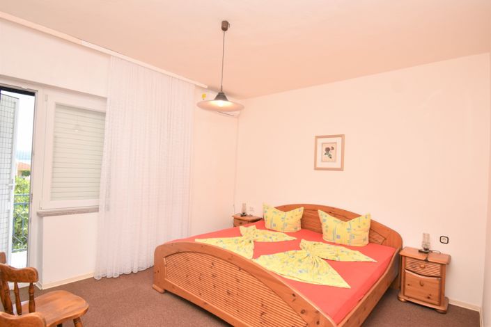 Image No.9-9 Bed House for sale