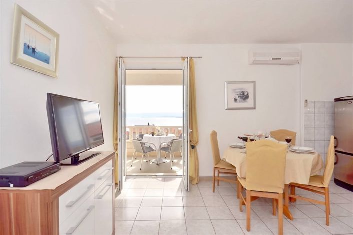 Image No.10-5 Bed House for sale