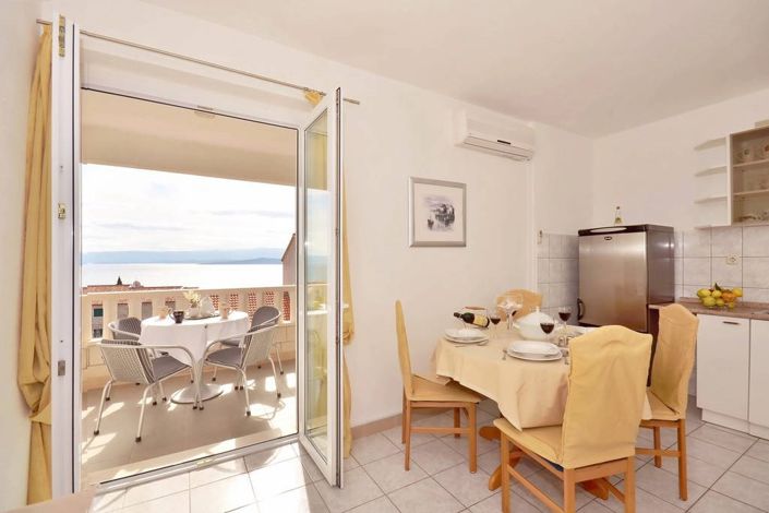 Image No.9-5 Bed House for sale