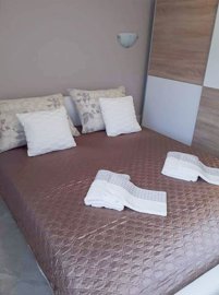 diklo-kuca-sa-tri-stambene-jedinice-10m-od-mora_11