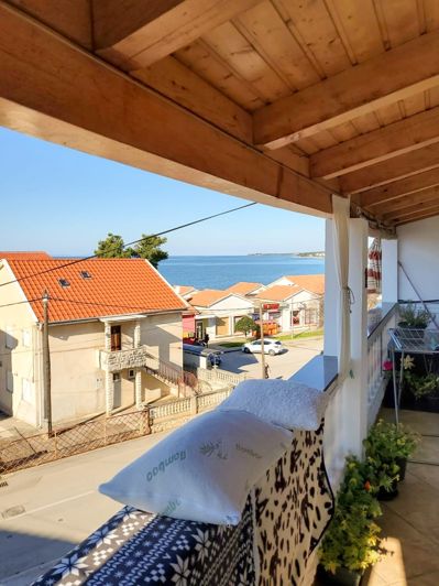 Image No.13-7 Bed House for sale