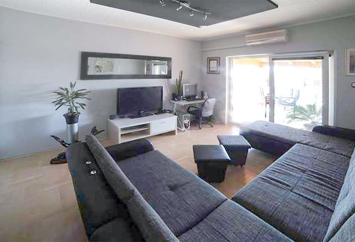 Image No.15-7 Bed House for sale