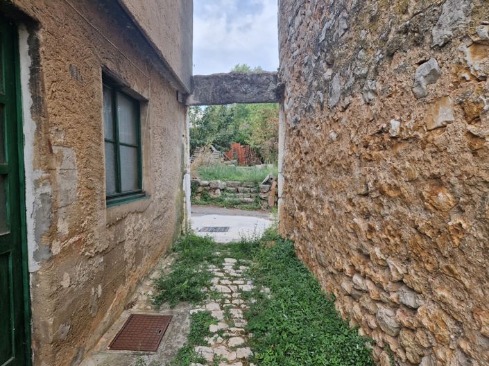 Image No.3-4 Bed House for sale