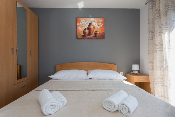 Image No.2-9 Bed Villa for sale