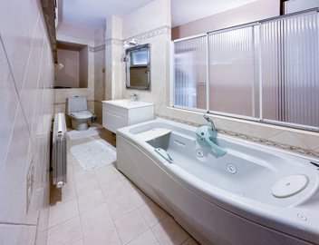 vila-10m-od-mora-s-okucnicom-od-1700m2-kucica-od-80m2_11
