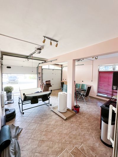 Image No.19-8 Bed Villa for sale