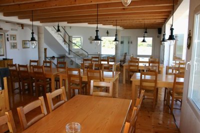 kuca-sa-uhodanim-restoranom-prvi-red-do-mora-silba_1