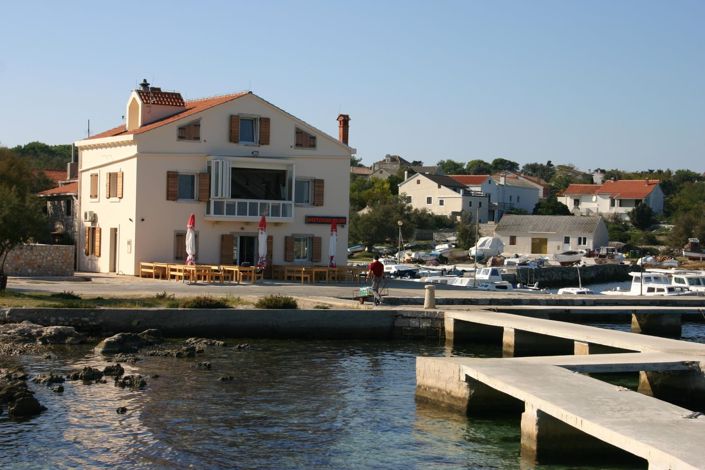 Image No.9-3 Bed House for sale