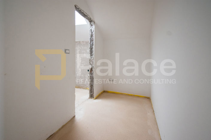 Image No.12-3 Bed Apartment for sale