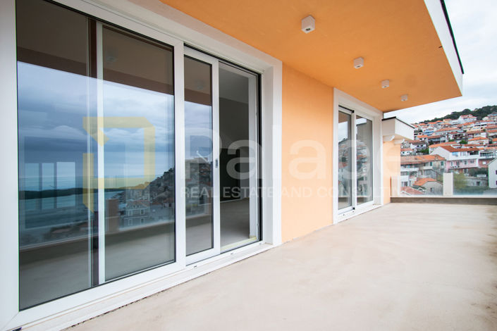 Image No.18-3 Bed Apartment for sale