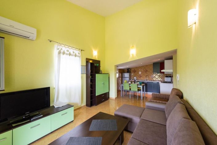 Image No.13-Casa con 12 dormitorios en venta