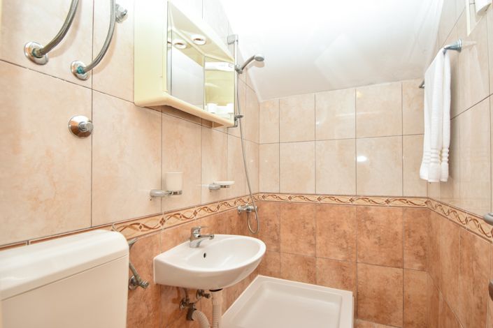 Image No.6-3 Bed Apartment for sale