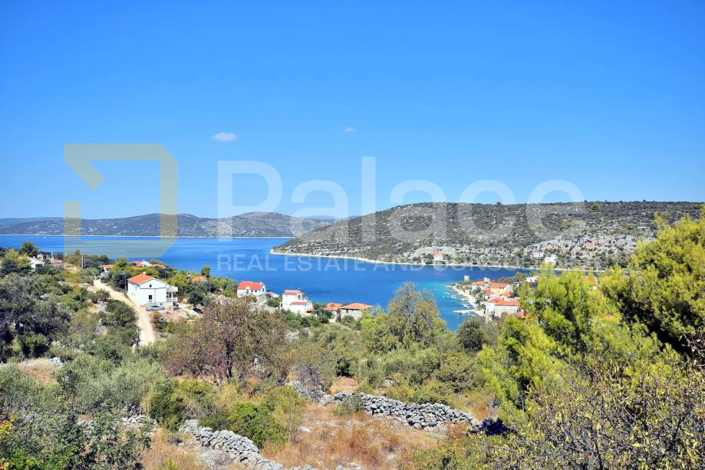 Image No.17-4 Bed House for sale