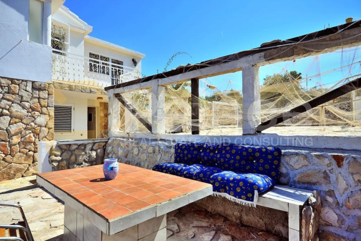 Image No.5-4 Bed House for sale
