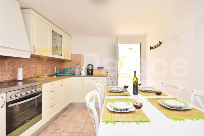 Image No.6-4 Bed House for sale