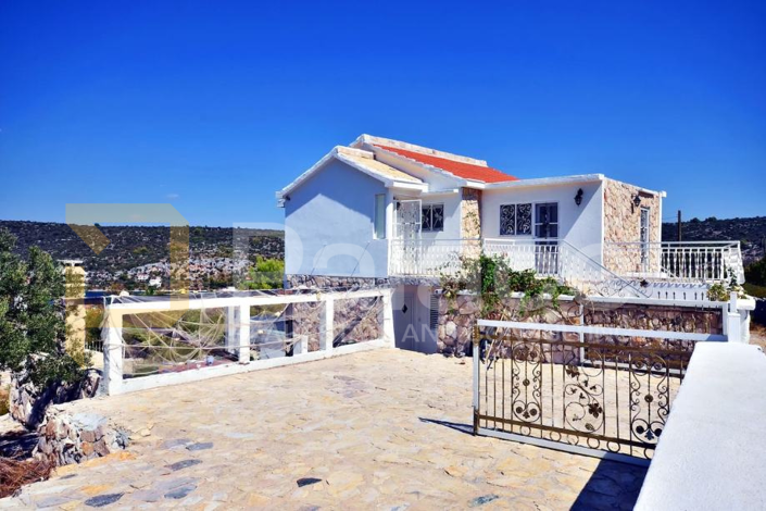 Image No.7-4 Bed House for sale