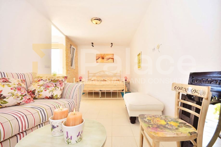 Image No.9-4 Bed House for sale