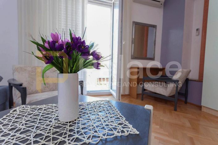 Image No.10-10 Bed House for sale