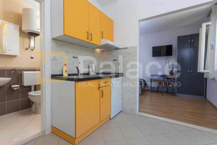 Image No.13-10 Bed House for sale