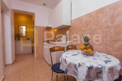 prekrasna-kuca-s-apartmanima-tucepi_15