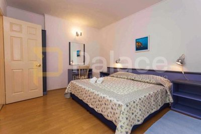 prekrasna-kuca-s-apartmanima-tucepi_2
