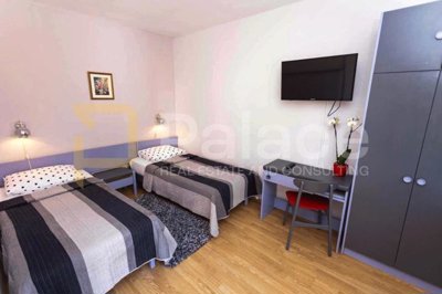 prekrasna-kuca-s-apartmanima-tucepi_4