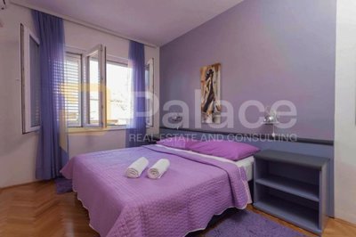prekrasna-kuca-s-apartmanima-tucepi_6